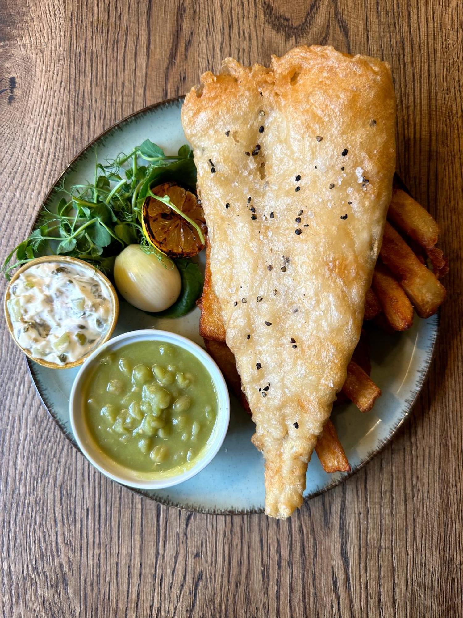 The Red Lion Inn אלנמות' מראה חיצוני תמונה